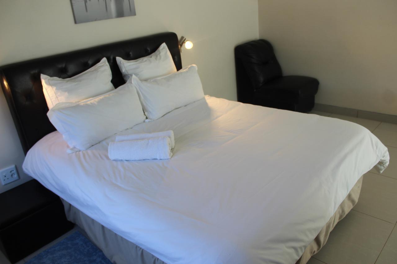 Tsumeb Guesthouse Kamho Екстер'єр фото
