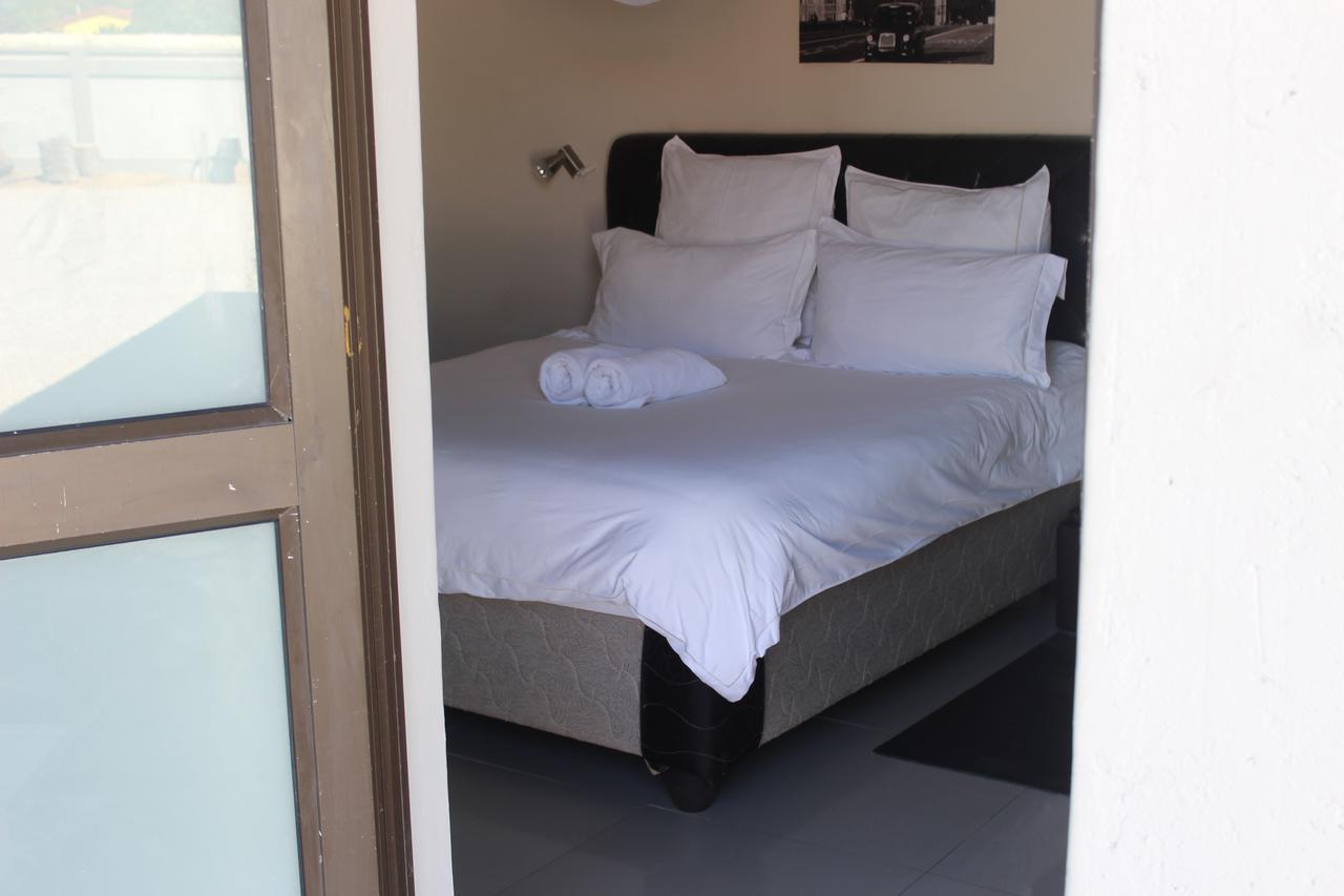 Tsumeb Guesthouse Kamho Екстер'єр фото